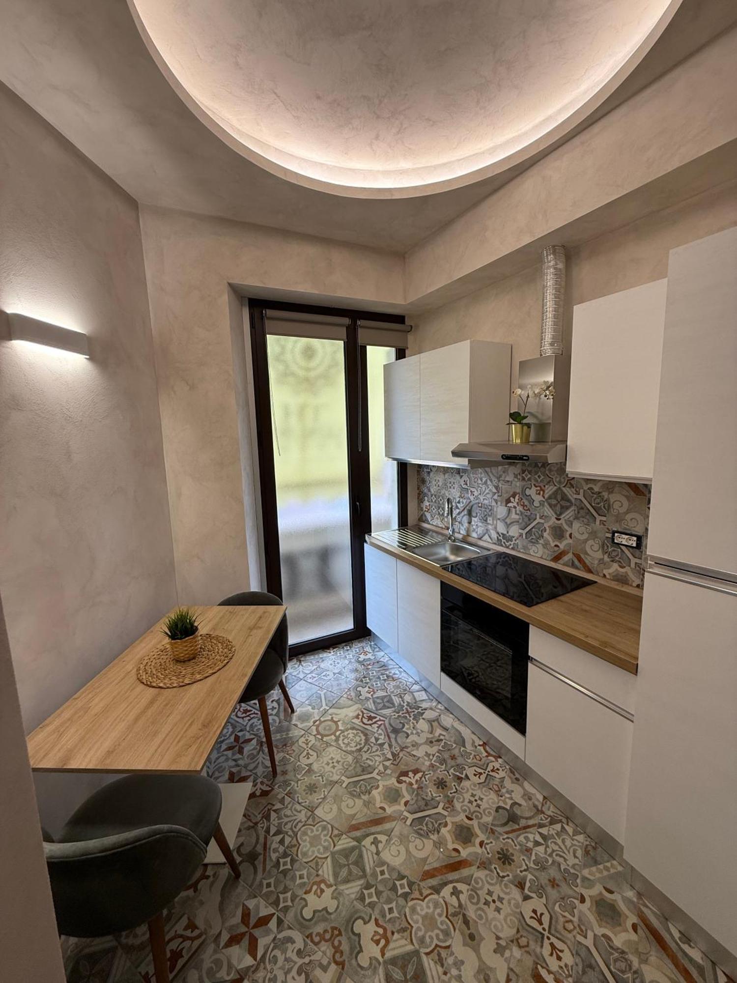 Th Luxury Rooms & Apartment 지아르디니낙소스 외부 사진