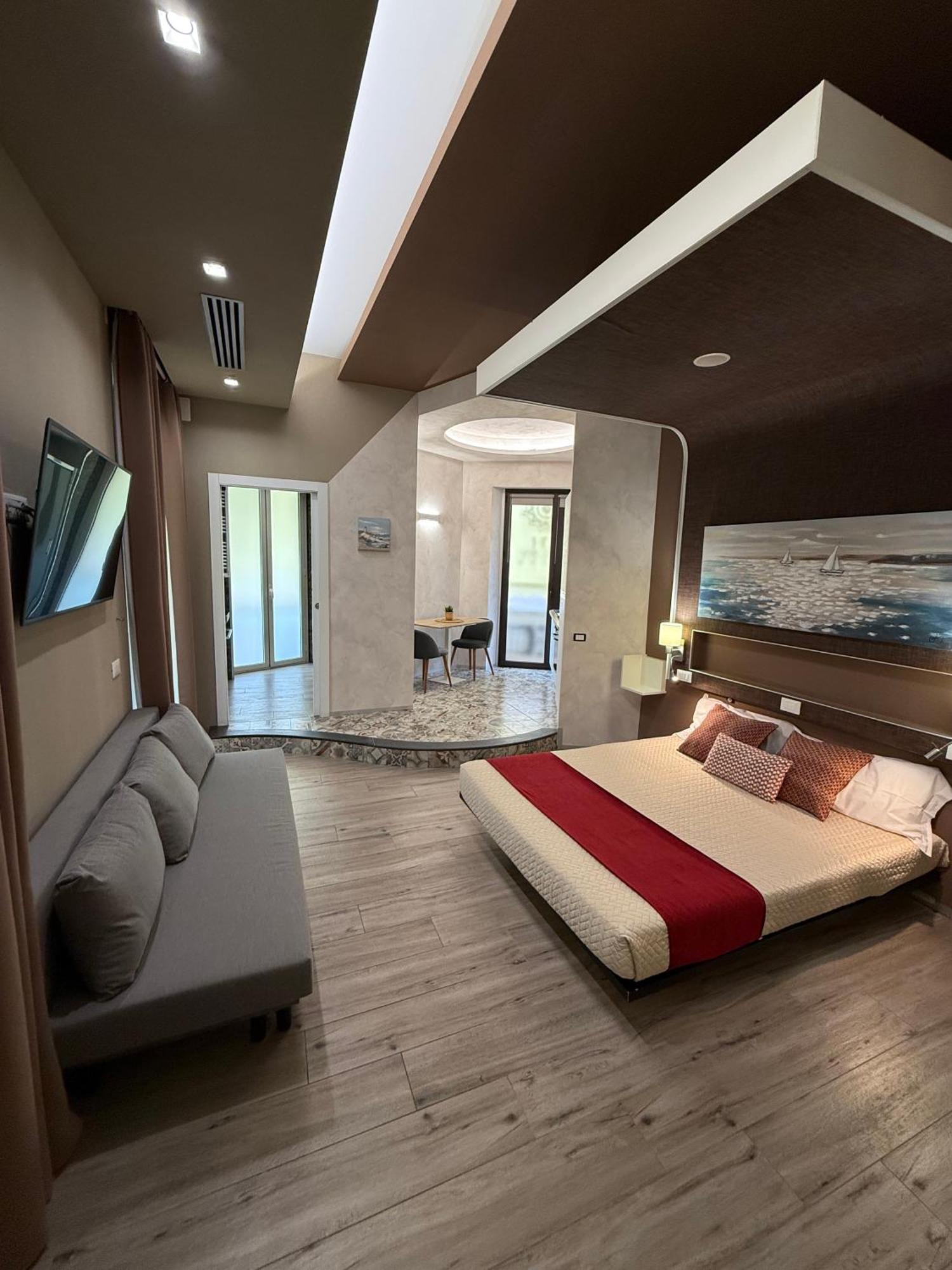 Th Luxury Rooms & Apartment 지아르디니낙소스 외부 사진
