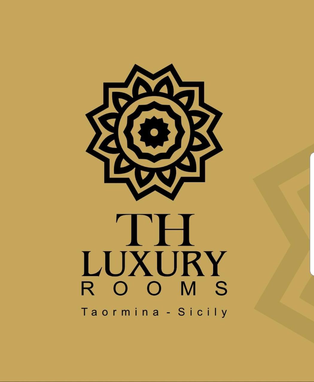 Th Luxury Rooms & Apartment 지아르디니낙소스 외부 사진