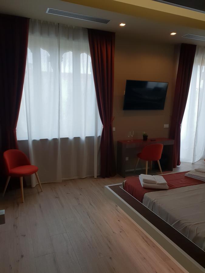 Th Luxury Rooms & Apartment 지아르디니낙소스 외부 사진